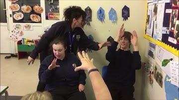 18 sleeps to go - Makaton Countdown to Christmas