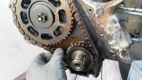 Jeep XJ - 242 4.0 timing chain play and broken wedge