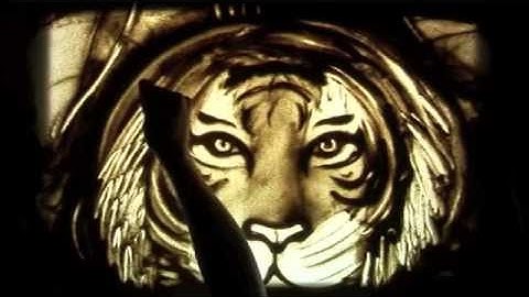 DISEGNI CON LA SABBIA | Simona Gandola per SocialMente Donna | SAND ART