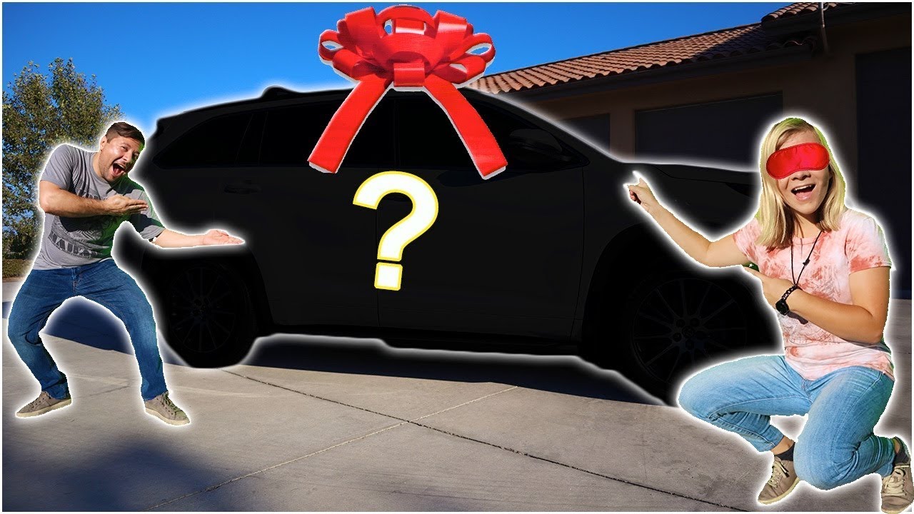 УДИВЛЯЕМ ЕЕ АВТОМОБИЛЬЮ ЕЕ МЕЧТЫ!