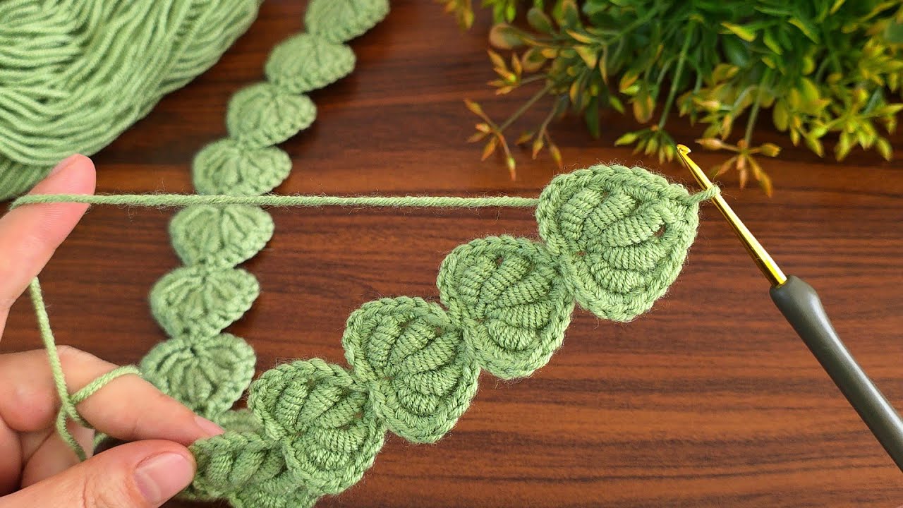 Vintage Crochet Knitted Boho Belt Green Wide s-l1200.png main image 3