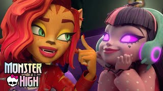 ¡Toralei controla a los estudiantes de Monster High con una canción! | Nueva serie animada