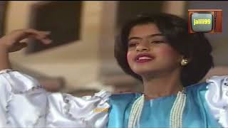       مثلما ينشر الربيع وروده   حفل وزارة التربية الكويت   اوبريت صدى التاريخ عام ١٩٨٦م سمعها