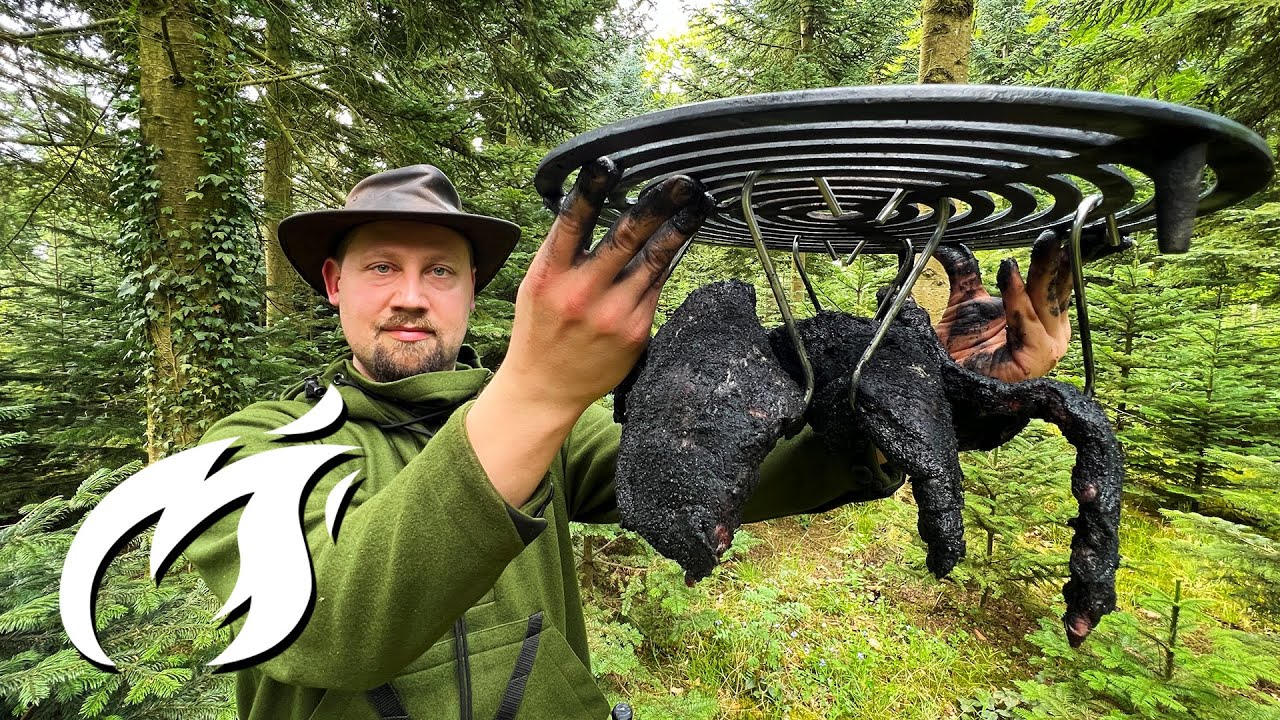 Ich habe SCHWARZE RIBS im Wald gegrillt | Das Resultat ist unglaublich! ASMR 🔥🔥🔥