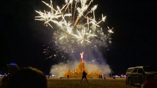 L'effigie du festival Burning Man brûlée lors d'une cérémonie en plein désert | AFP Images