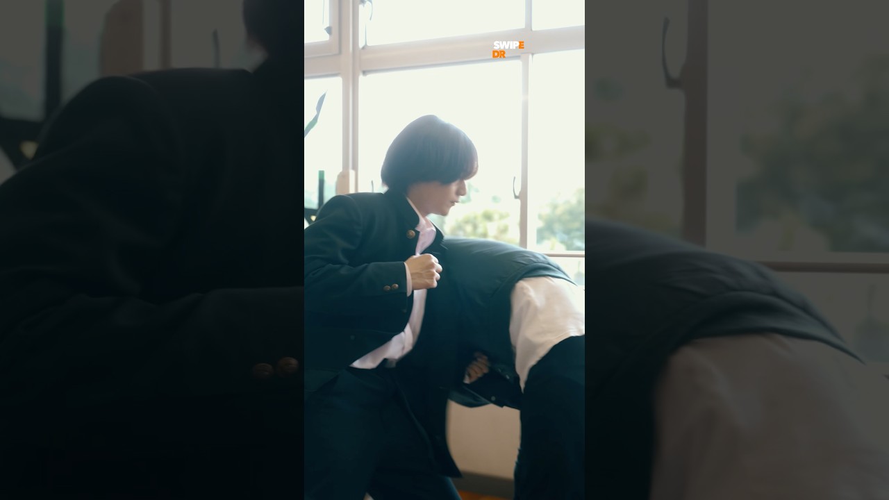 少しずつその実力が明らかに... | SWIPEDRAMA | #スワドラ #最弱無敗の転校生 #shorts
