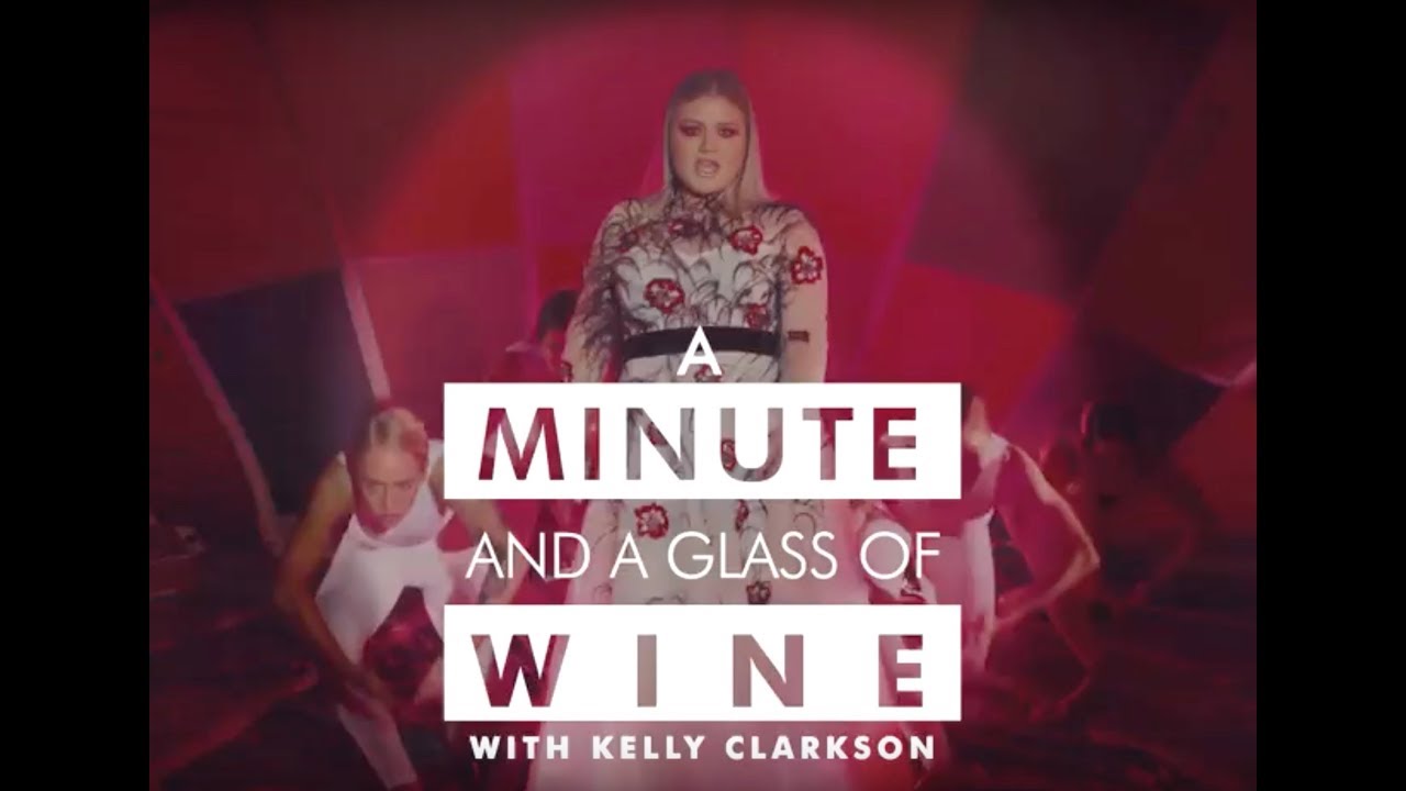 A Minute and A Glass of Wine With Kelly Clarkson | Marie Claire