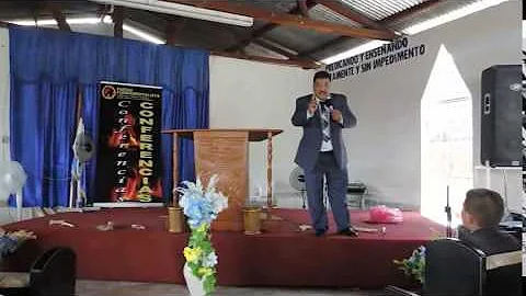 Pastor Samuel Samaniego. Cristianos de Huesos Secos.