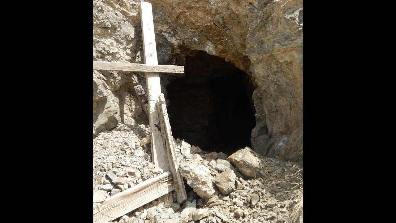 Исследуя лабиринт заброшенной золотой шахты в Калифорнии