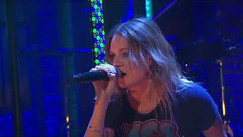 Tove Lo - True Disaster (Live From Late Night With Seth Meyers)