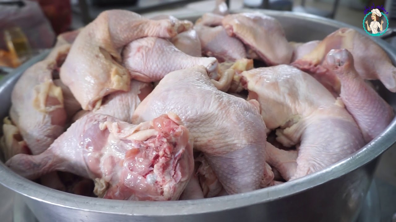 دجاج مفور مع الأرز في الأعراس بنين بزااااف بشهادة أحد المدعويين في نهاية الفيديو