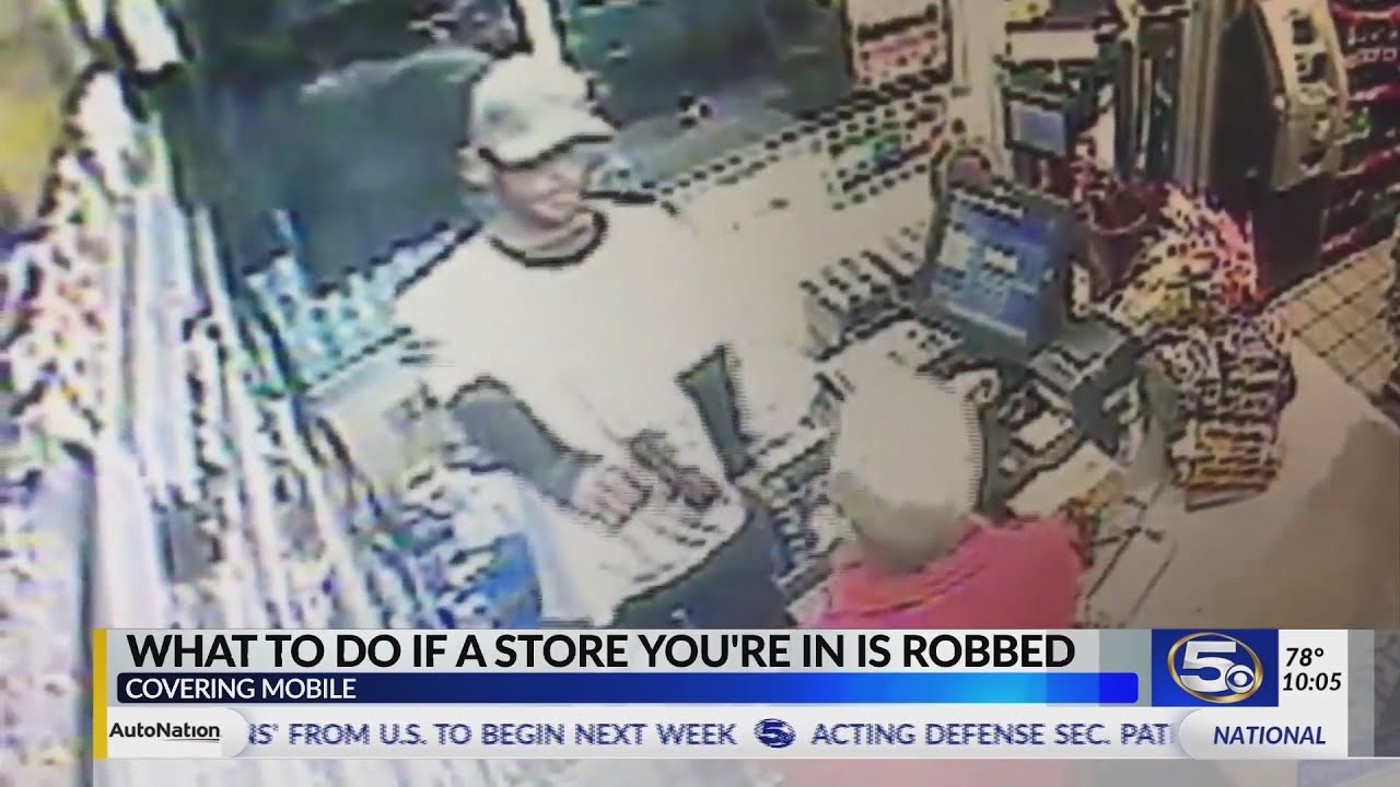 Circle K robbery folo - YouTube
