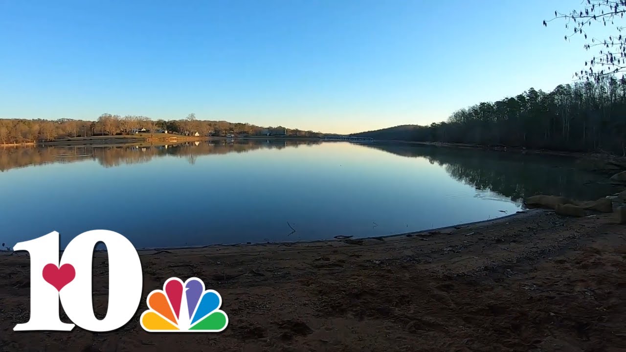 A hike on the Concord Lake Shore Loop in Knoxville | 10Explores