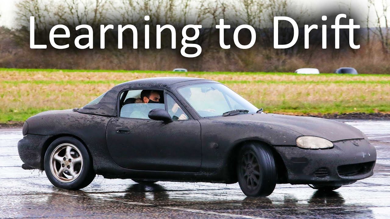 Учусь дрифту на Mazda MX5 и пробую управлять Aston Martin V8 Vantage