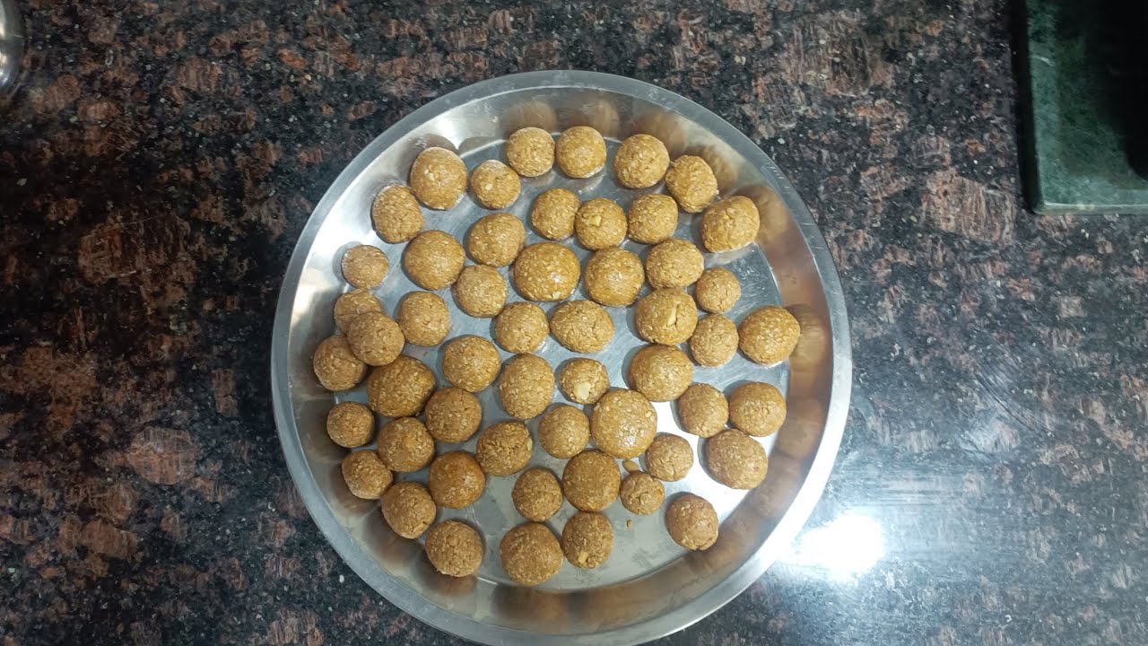 तिल और मूंगफली के गुड़ के लड्डू ऐसे बनेंगे बहुत बढ़िया बनेंगे  sesame seeds jeguree graund 🥜 laddu 