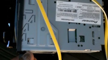 Installing a Pioneer DEH-P9400BH Head Unit into a 99 VW Beetle