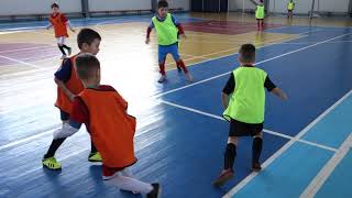 Дети 6-8 лет играют в футбол | 2019-02-23