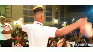 Video thumbnail of "Un Titico X Kn1 One - En La Discoteca (Video Oficial)"