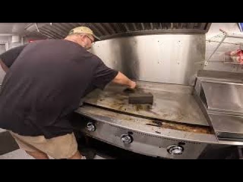 Cleaning my Flat top griddle foodtruck foodtrucks