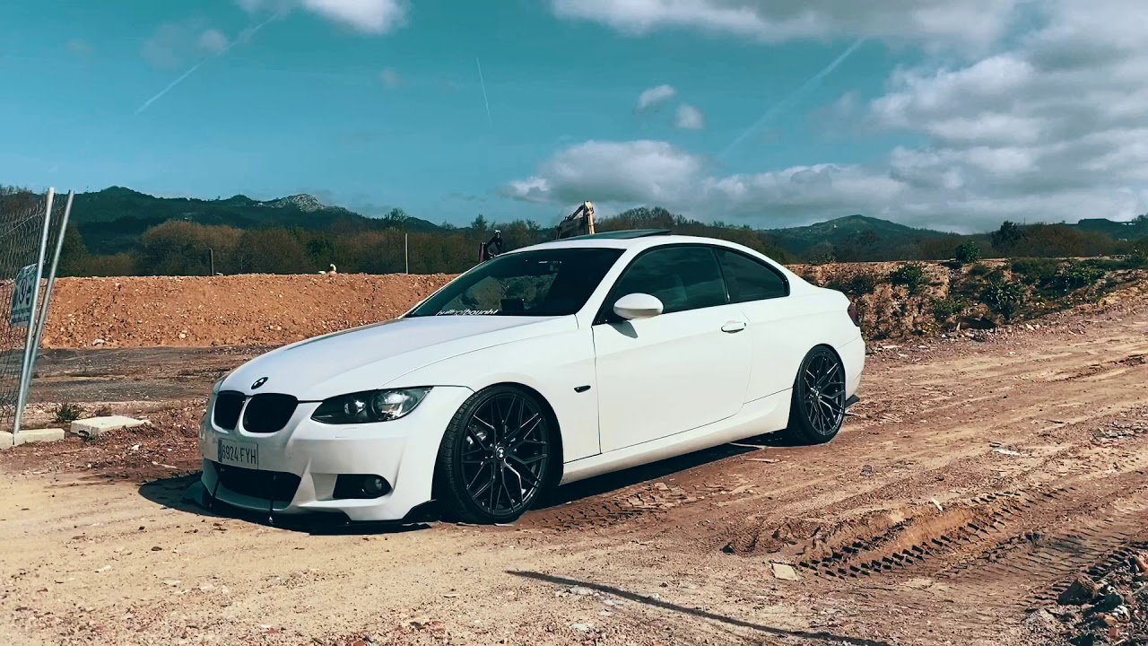 BMW e92 in a Lagoon!!