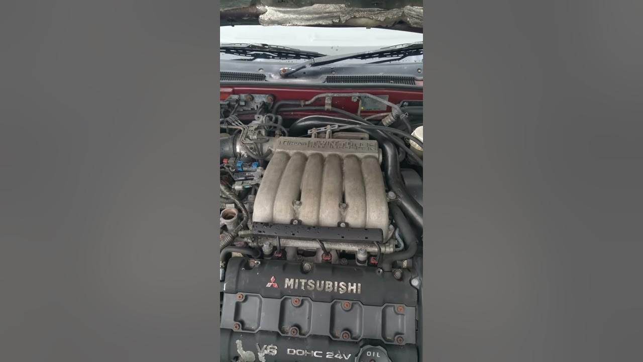 Rough sounding engine - YouTube