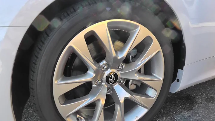 Focus Points 2016 Hyundai Genesis Coupe 3 8L "Tires: 225:45VR18 91V Fr  & 245:45VR18 96V Rr"