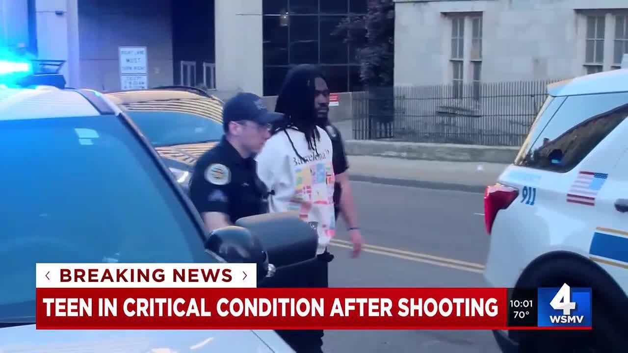 Teen in critical condition after shooting - YouTube