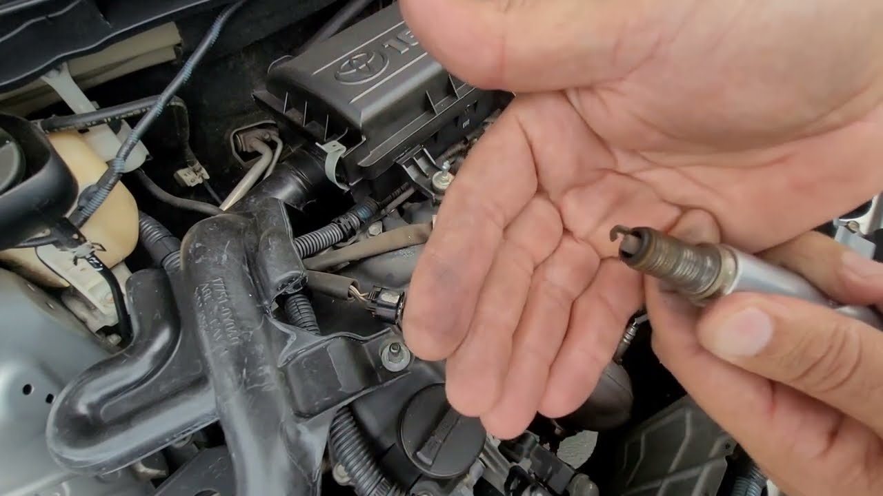 Troca Das Velas De Iridium do Etios Em Casa