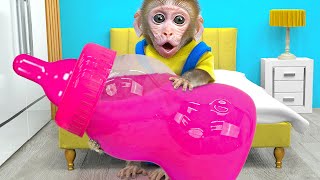 KiKi Monkey taking care of Duckling by Giant Bottle and bath with it in toilet | KUDO ANIMAL KIKI