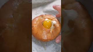 ביצה בפיתה
