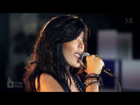 Sarah N' Soul - Pohon Toge ( Live at Kotak Musik )