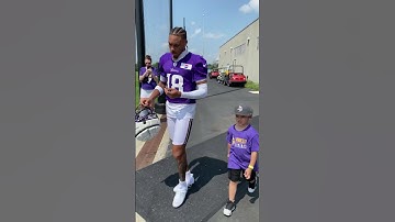 Justin Jefferson is ready for practice 🏈