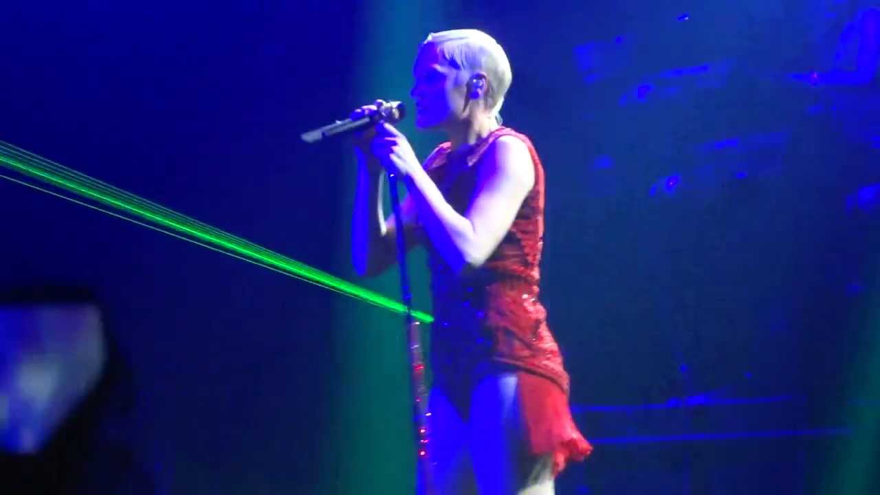 Jessie J - Laserlight Live Alive! Tour MEN Arena Manchester 2nd November 2013