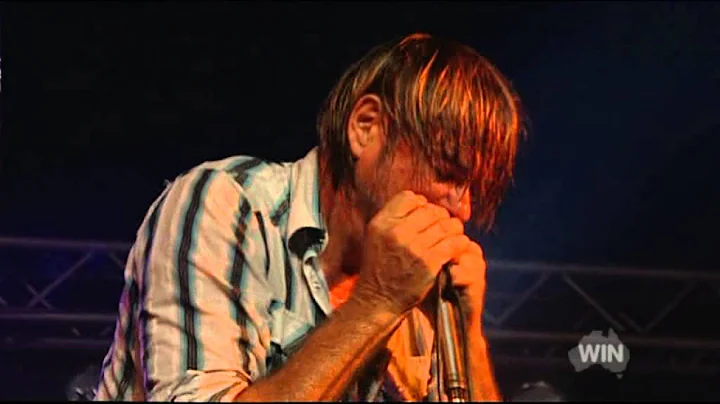 Amazing blues harp solo - Graham McClelland