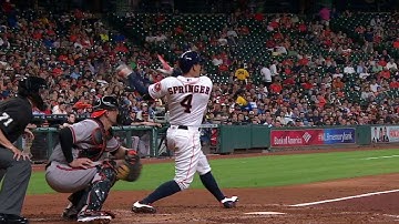 BAL@HOU: Springer ties the game with an RBI single