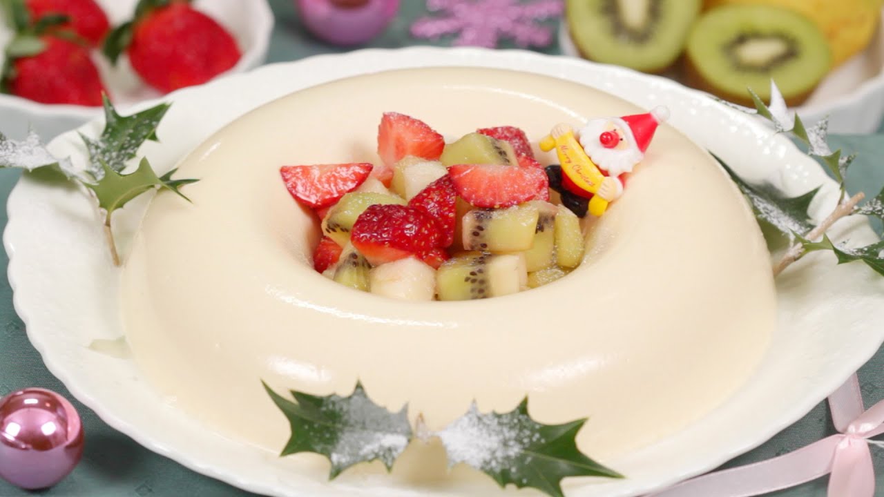 Bavarian Cream Recipe (Christmas Wreath Shaped Gelatin Dessert) | Cooking with Dog