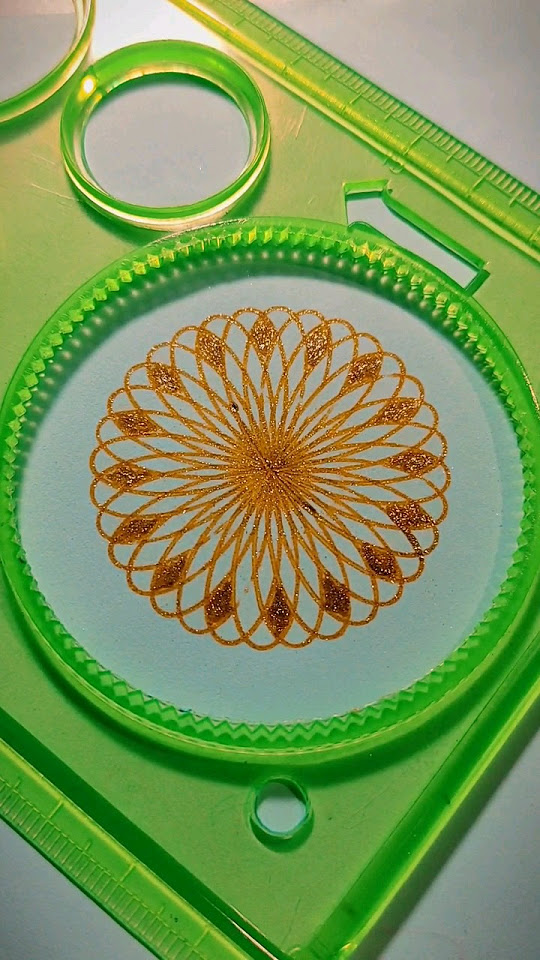 Easy Spirograph for Everyone #shorts #spirograph #viral - YouTube