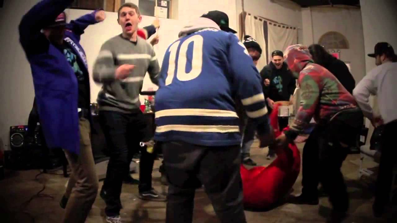 WFAYO Presents... The Harlem Shake N' Bake