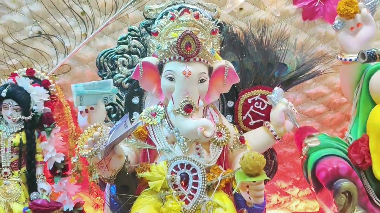 First Look Kanha's & Ganesha AMAZING Mandap ! | Laddu gopal with Ganesh | Surprise Decoration |Day2