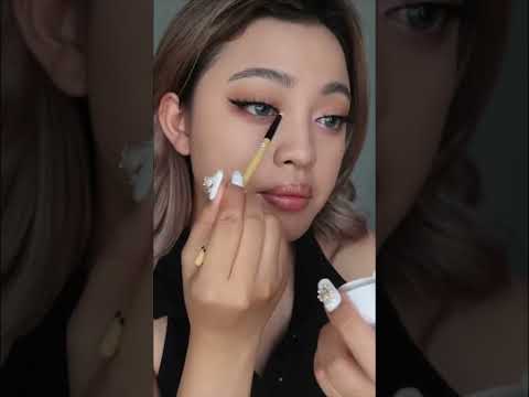 MAKE UP TÔNG
