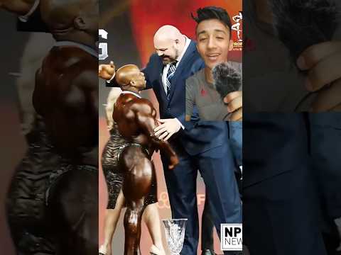 براين شو ماسك ابنه  