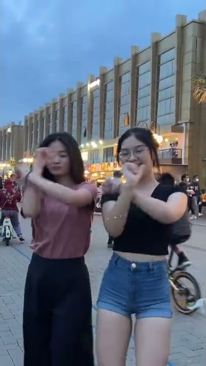 Tiktok eunicetjoaa dan paphricia goyang pargoy #shorts #eunicetjoaa #paphricia