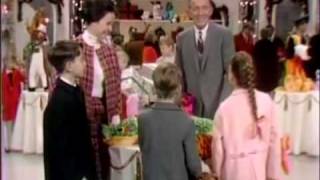 Bing Crosby &amp; Family sing Talk to the Animals