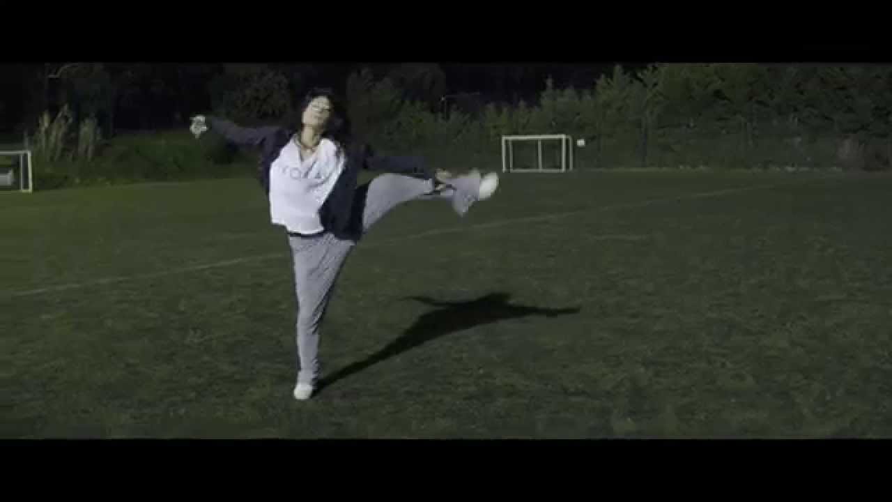 Isaura - Useless (Official Video)