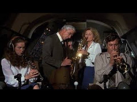 airplane!-(1980)-robert-hays,-julie-hagerty,-leslie-nielsen-movies