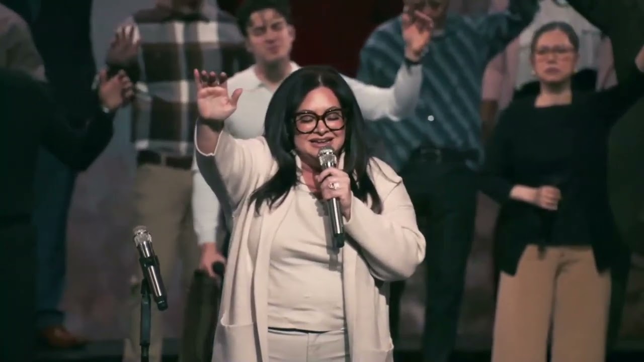 Holy Holy (Worthy Is The Lamb) Sung by The Brooklyn Tabernacle Choir