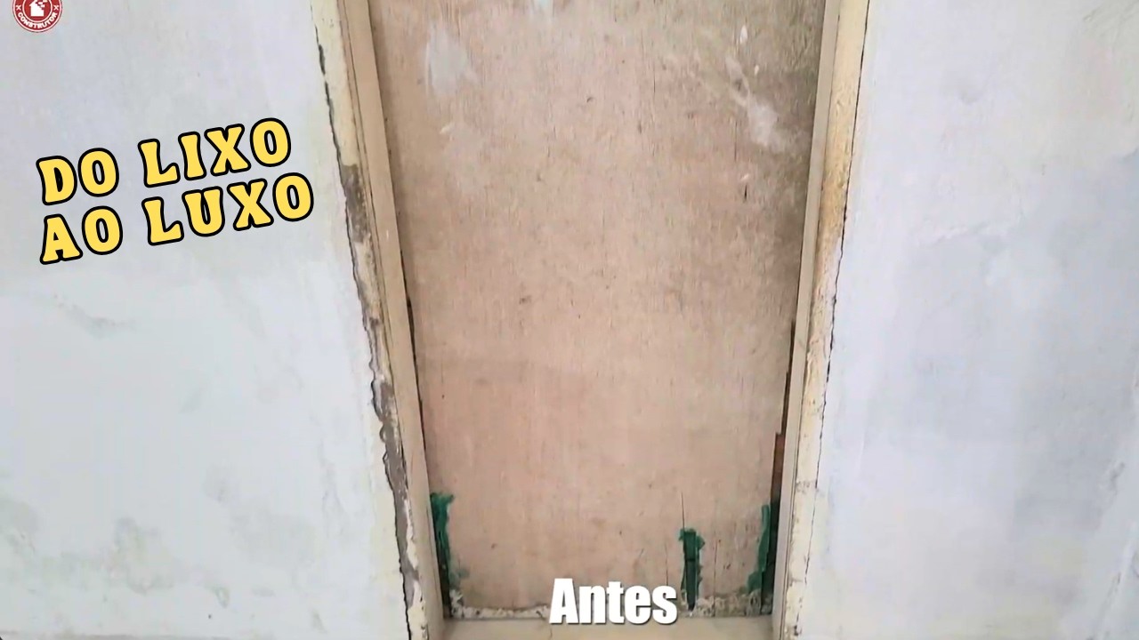 Pedreiro customiza porta velha e faz incrível transformação gastando pouco