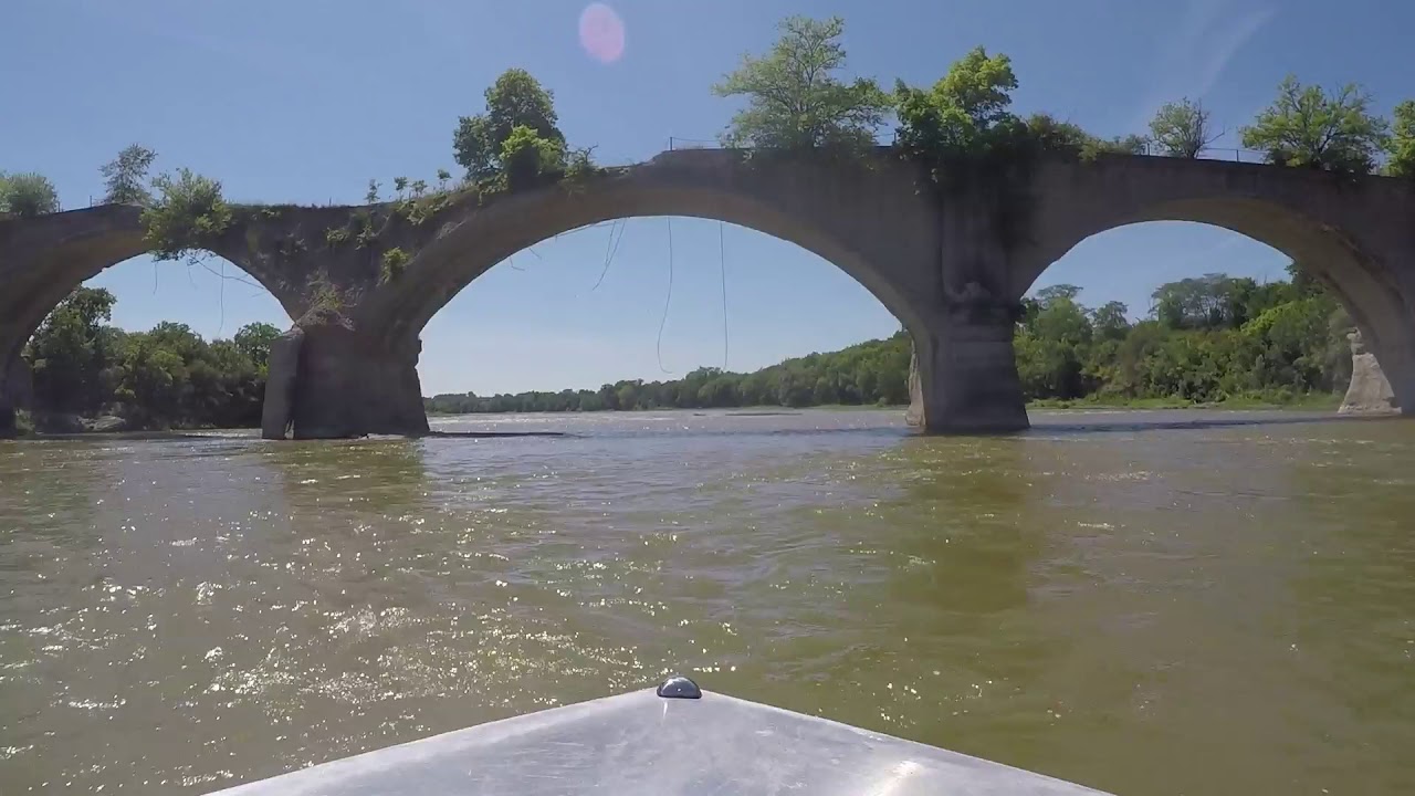 Mini Jet boat up the Maumee River to Grand Rapids dam. YouTube
