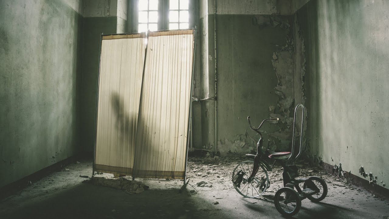 Abandoned Children's Mental Asylum / Urbex Lost Places Europe