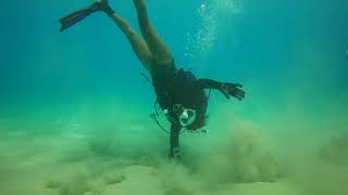 Discover Scuba Dive with Aloha Exposure | Sisters